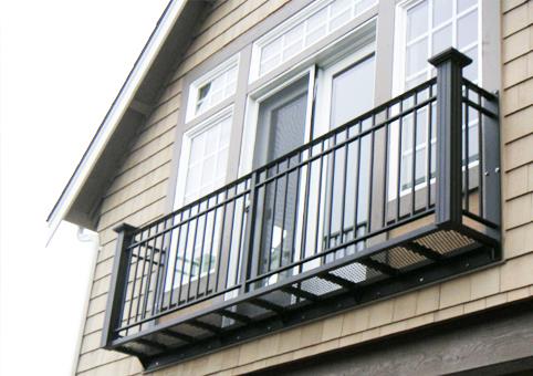 陽臺(tái)欄桿